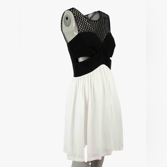 NWT Sisley Cocktail Dress - Picture 1 of 9